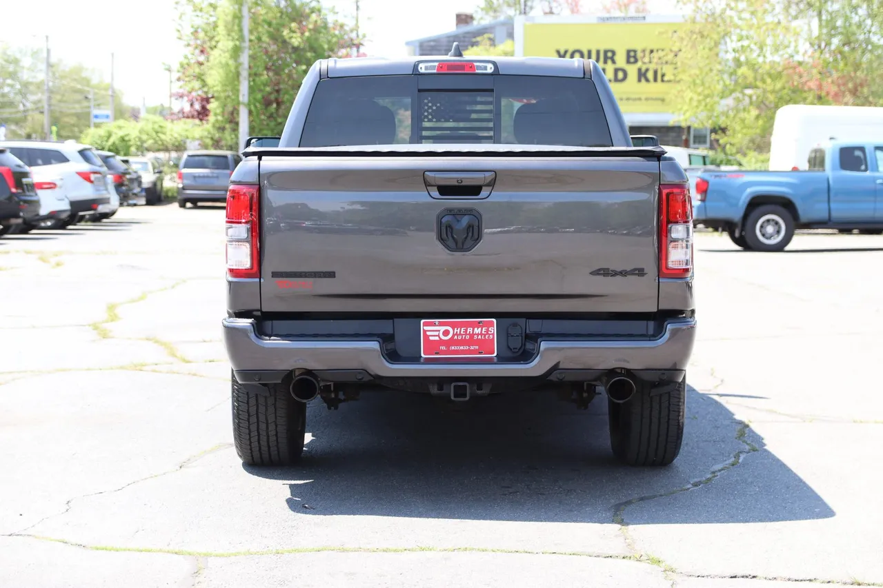 2021 Ram 1500 Crew Cab — photo 6 of 33