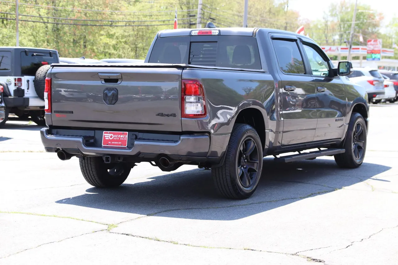 2021 Ram 1500 Crew Cab — photo 7 of 33