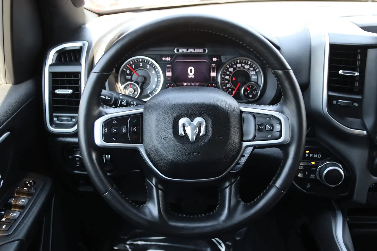 2021 Ram 1500 Crew Cab — photo 19 of 33