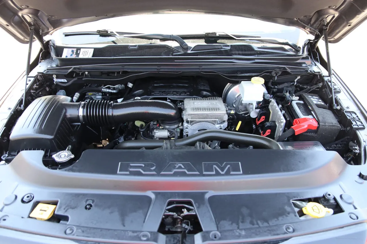 2021 Ram 1500 Crew Cab — photo 30 of 33